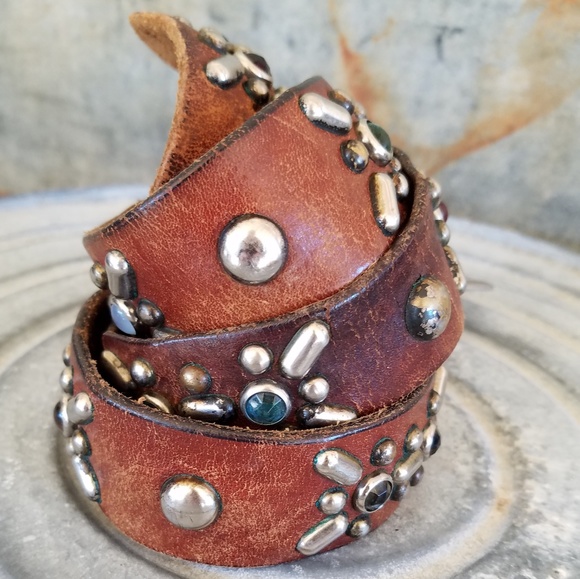 Vintage Studded Jeweled Western Leather Belt - Picture 4 of 8